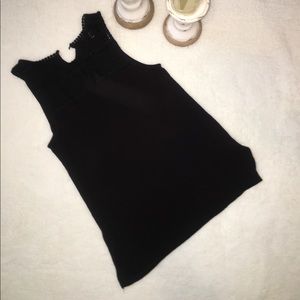 H&M’s Tank Top Black